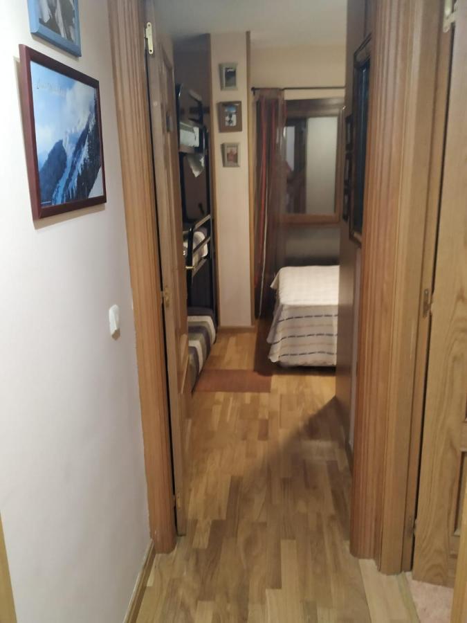 Apartamento en escarrilla, Sallent de Gállego Exterior foto